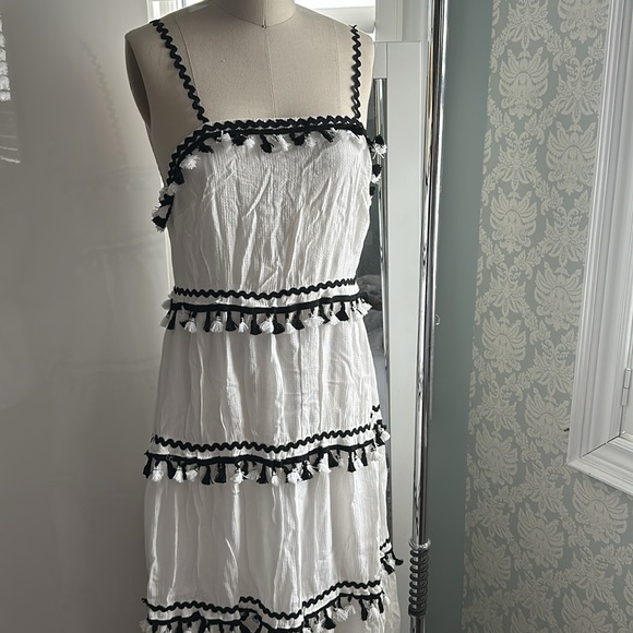 L’Atiste Tiered White & Black Maxi Dress NWT Size L - Picture 2 of 15
